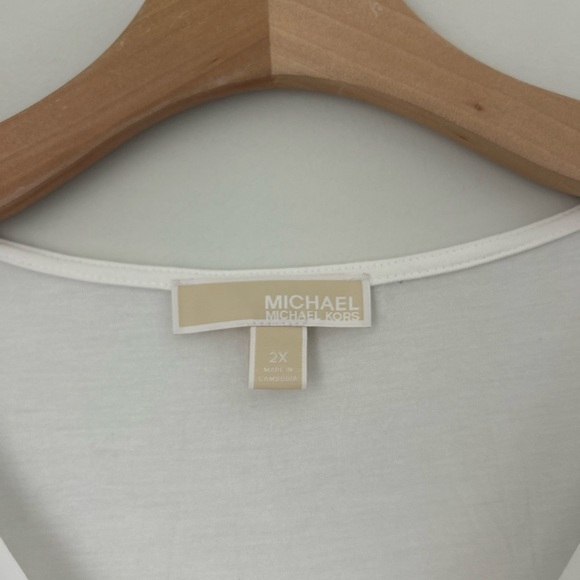 Michael Kors White Asymmetrical Sleeveless Tank Top - Picture 5 of 9